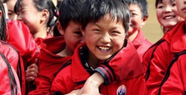 送爱暖童心2020，麦加芯彩携手苗圃行动助力山区儿童